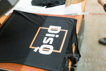 Черные майки с текстом «DisQ»